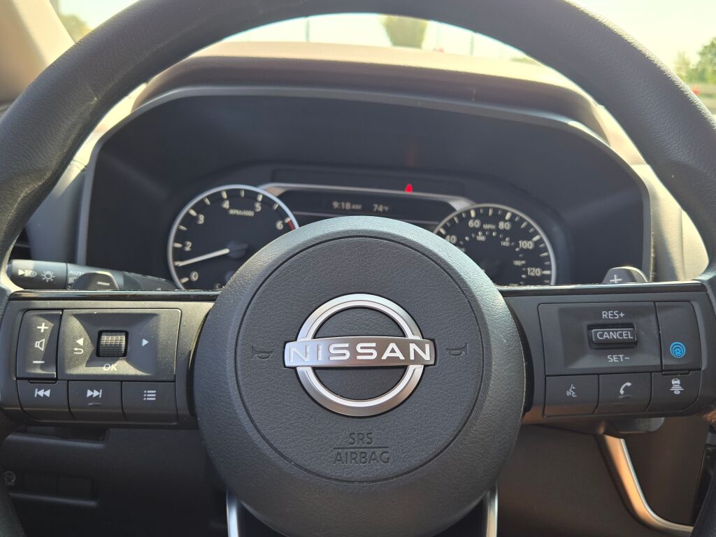 2023 Nissan Rogue SV photo 27