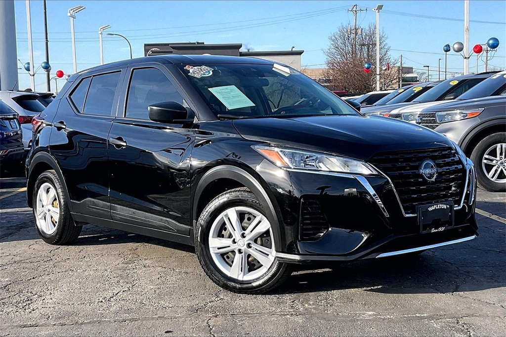 2022 NISSAN KICKS - Image 30