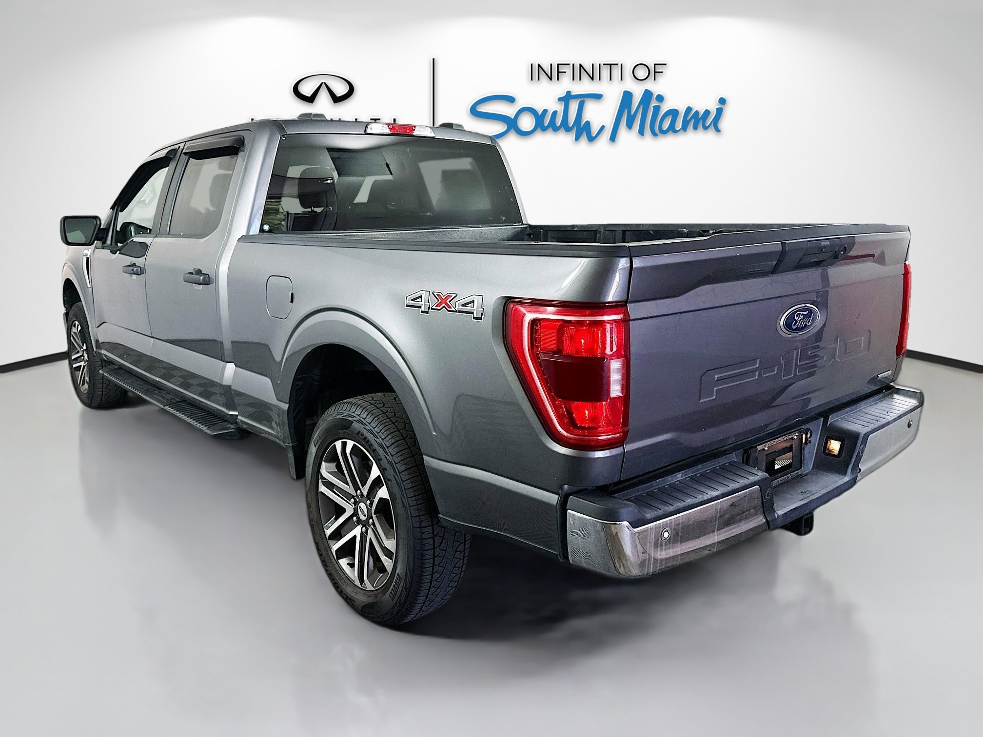 2022 Ford F-150 XLT photo 4