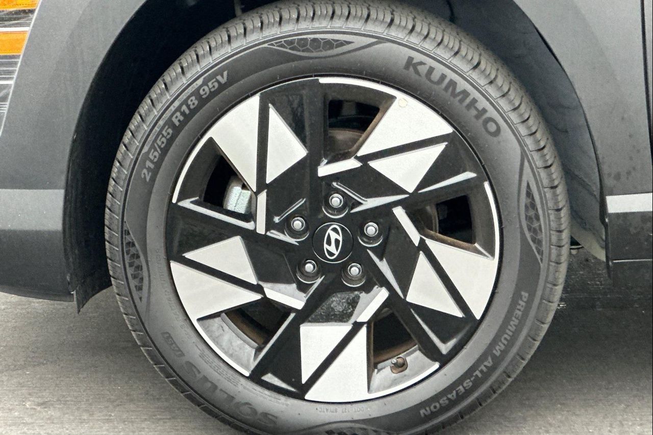 2025 Hyundai Kona SEL photo 31