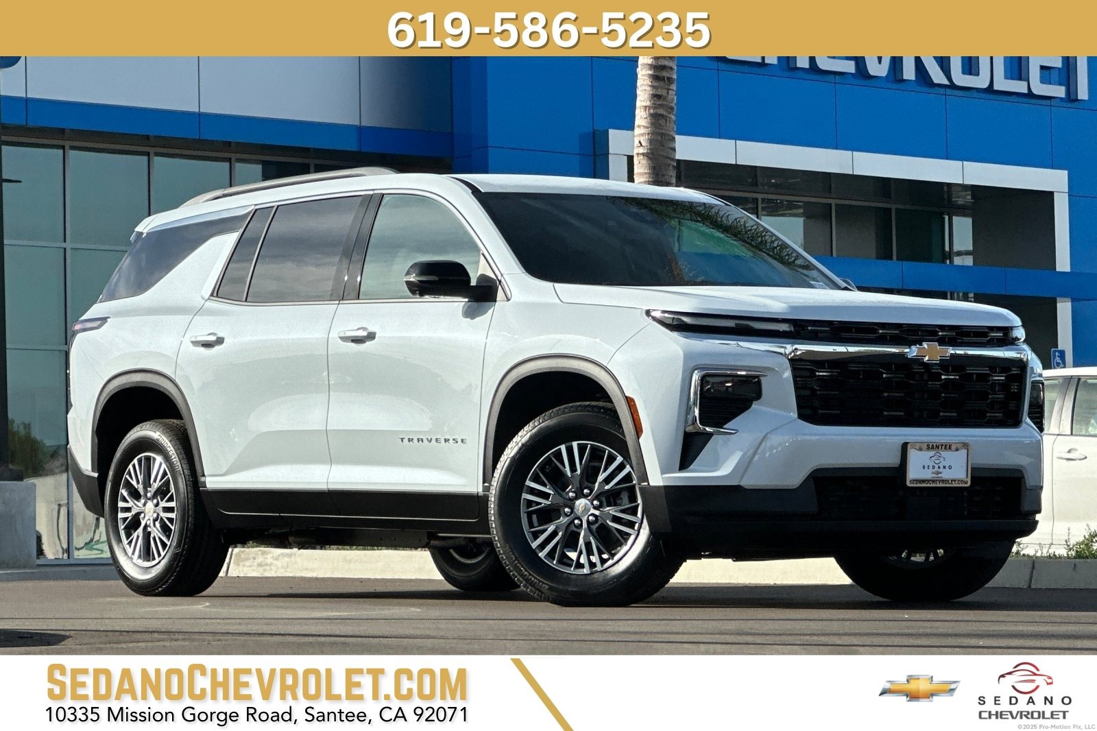 2026 Chevrolet Traverse LT's photo