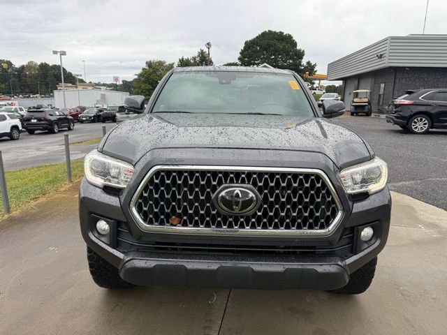 2019 Toyota Tacoma TRD Off-Road V6 photo 2