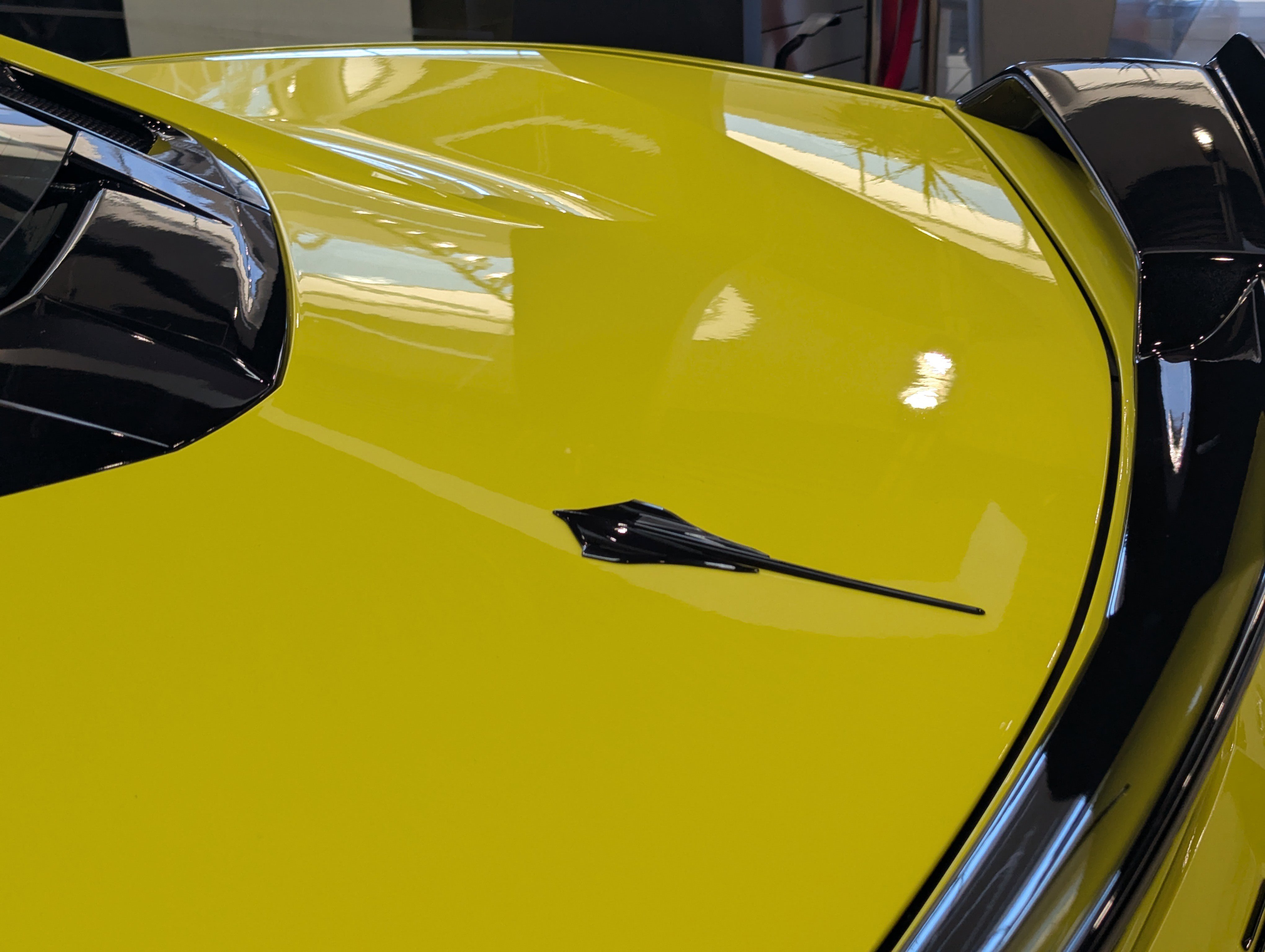 2022 Chevrolet Corvette Stingray 2LT photo 2