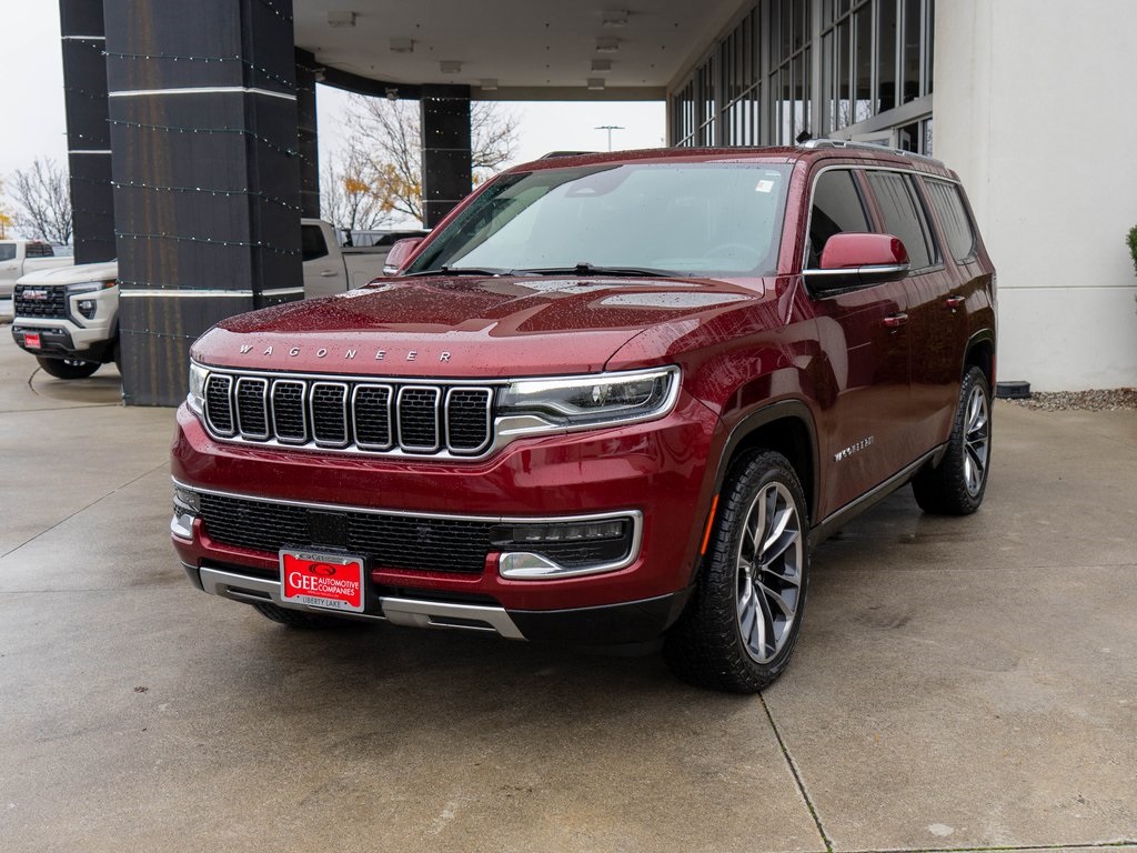 2022 Jeep Wagoneer Series III photo 2