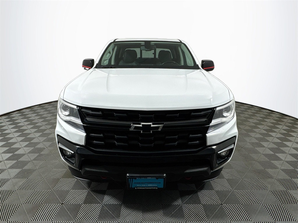 2021 Chevrolet Colorado LT photo 3