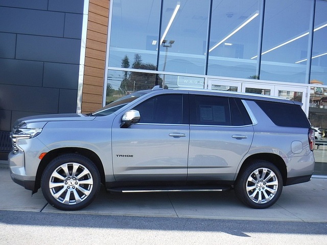 2023 Chevrolet Tahoe Premier photo 2