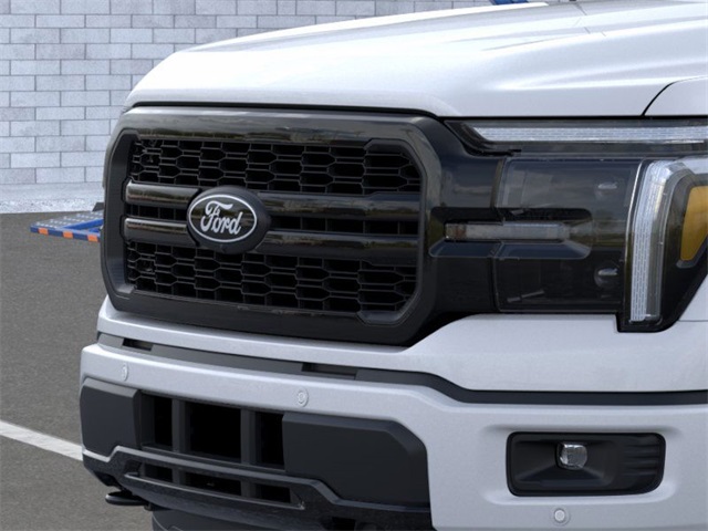 2025 Ford F-150 Lariat photo 16