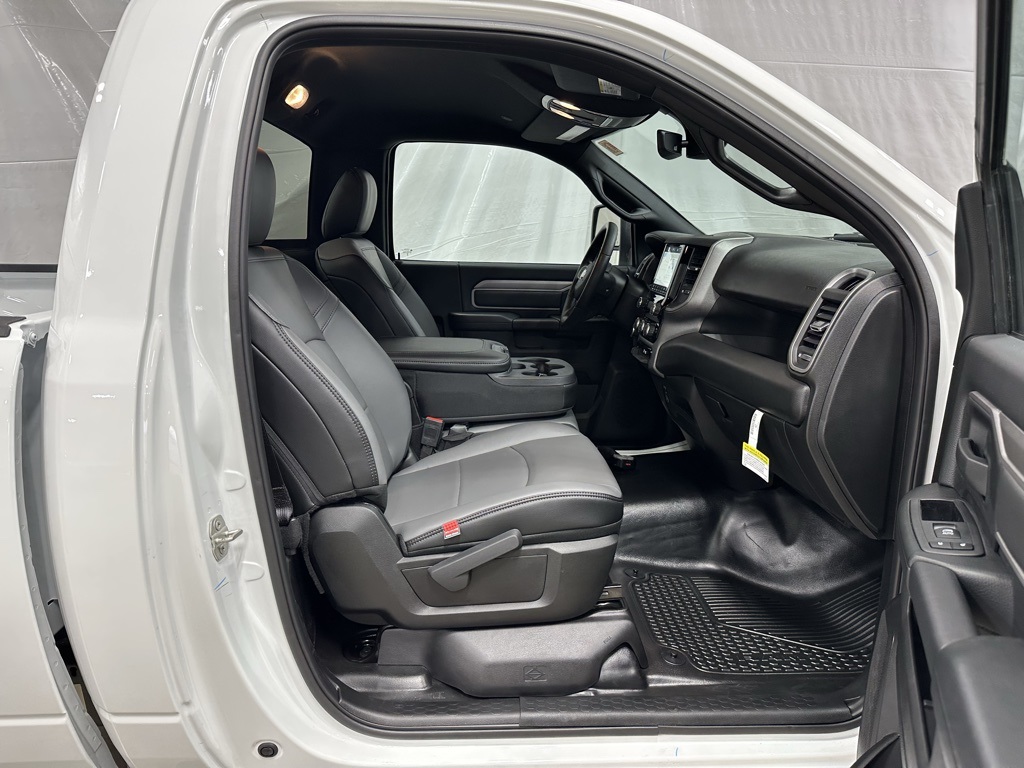 2024 Ram 2500 Tradesman photo 14