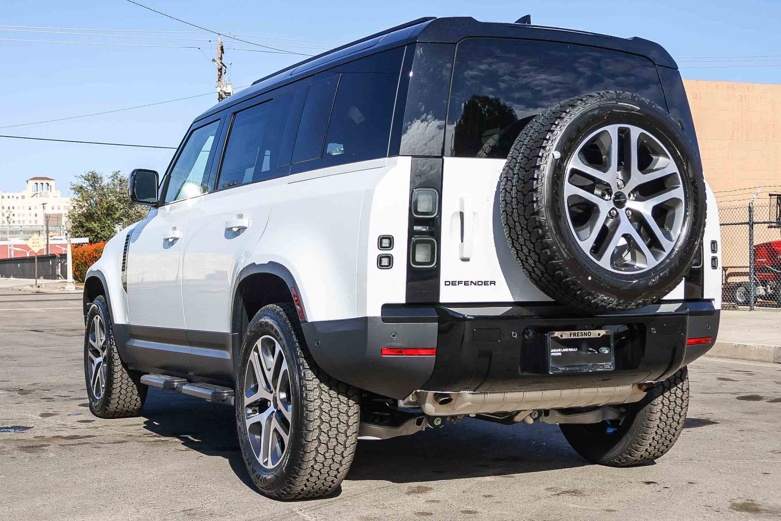 2026 Land Rover Defender 110 S photo 3