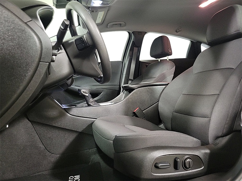 2024 CHEVROLET MALIBU - Image 10