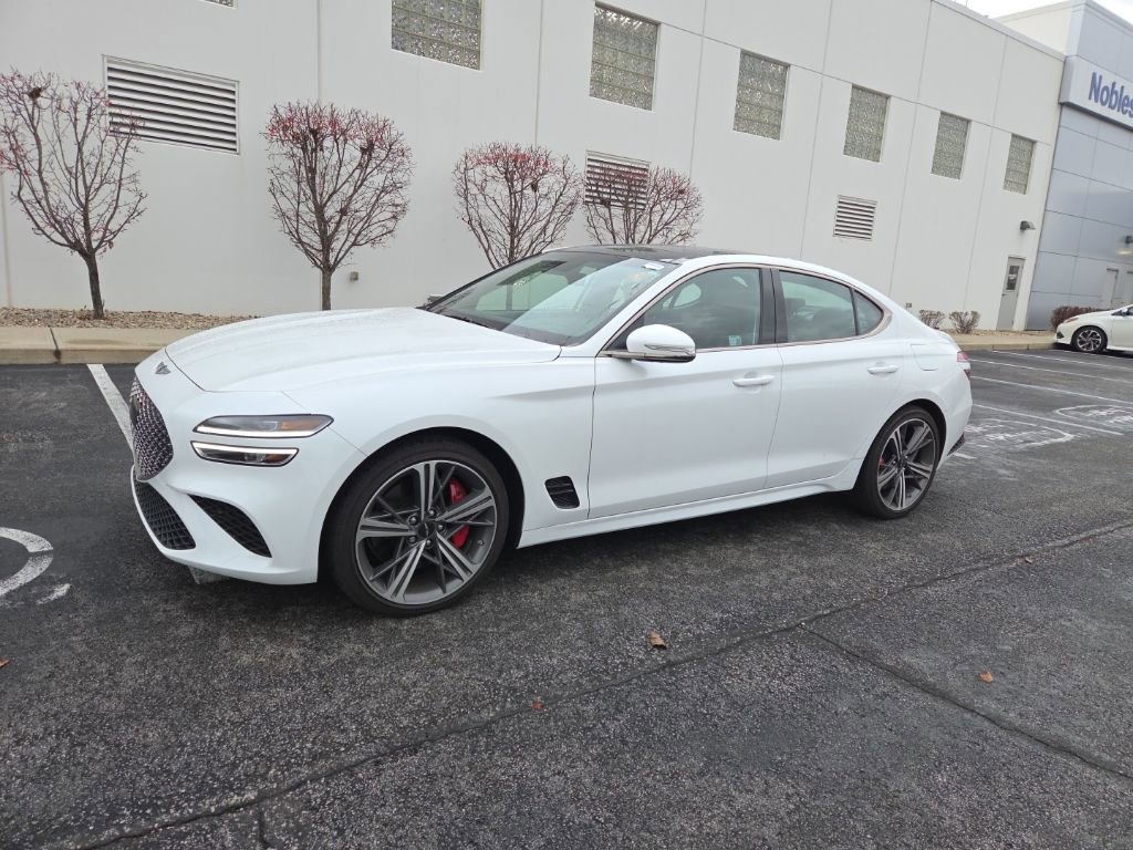 2024 Genesis G70 3.3T Sport Advanced photo 2