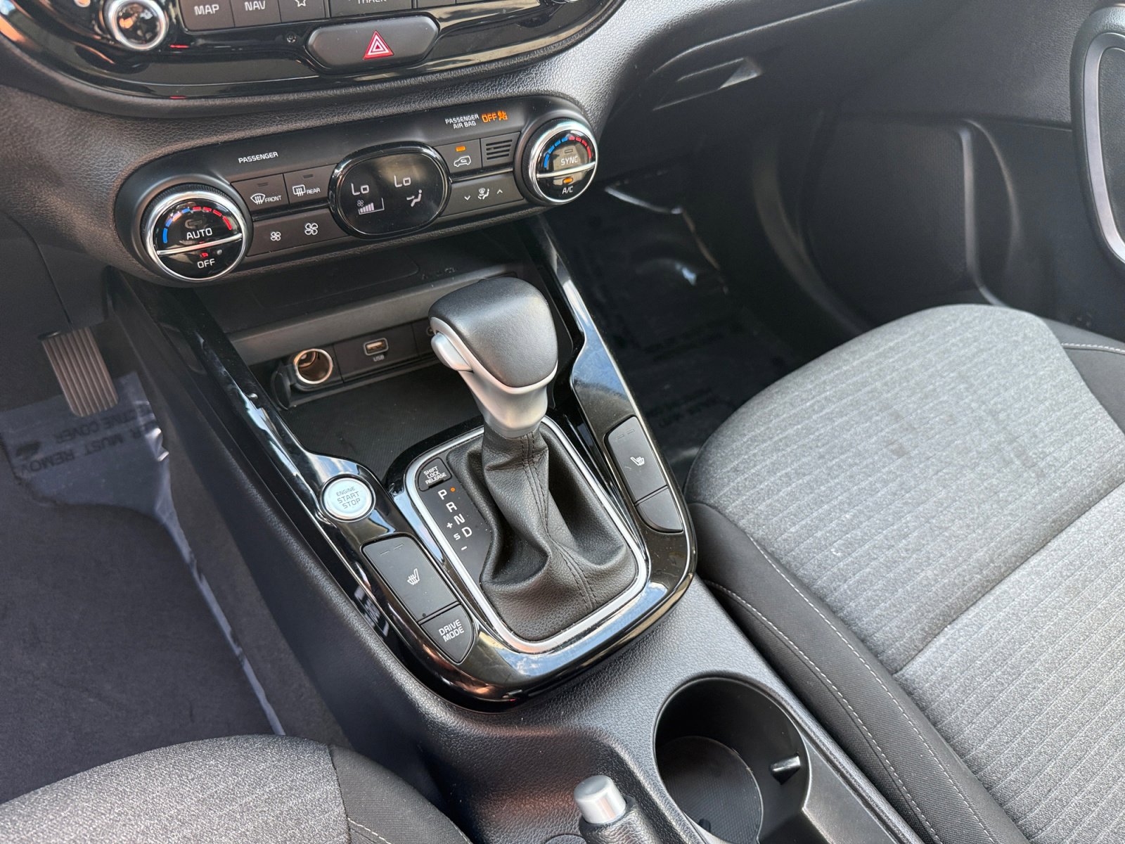 2023 Kia Soul EX photo 12