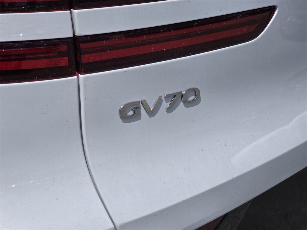 2026 Genesis GV70 3.5T Sport Prestige photo 6