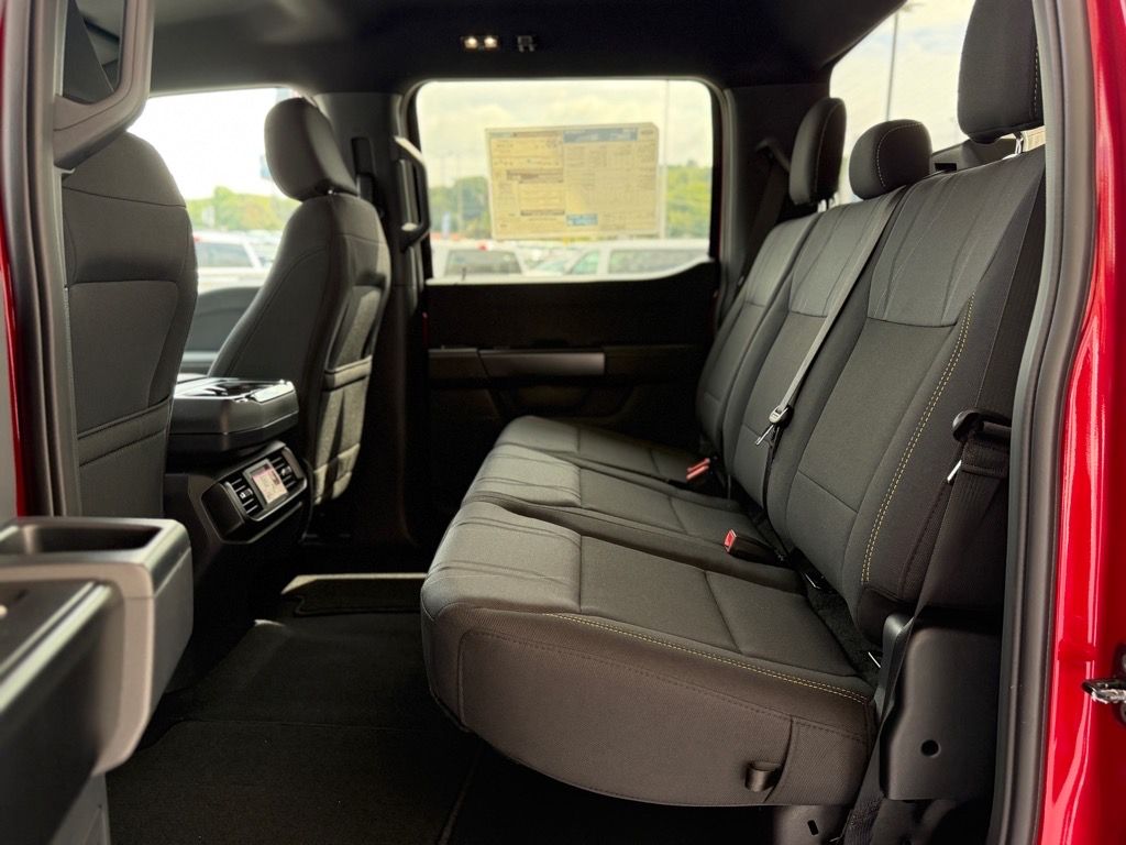 2025 Ford F-150 STX photo 10