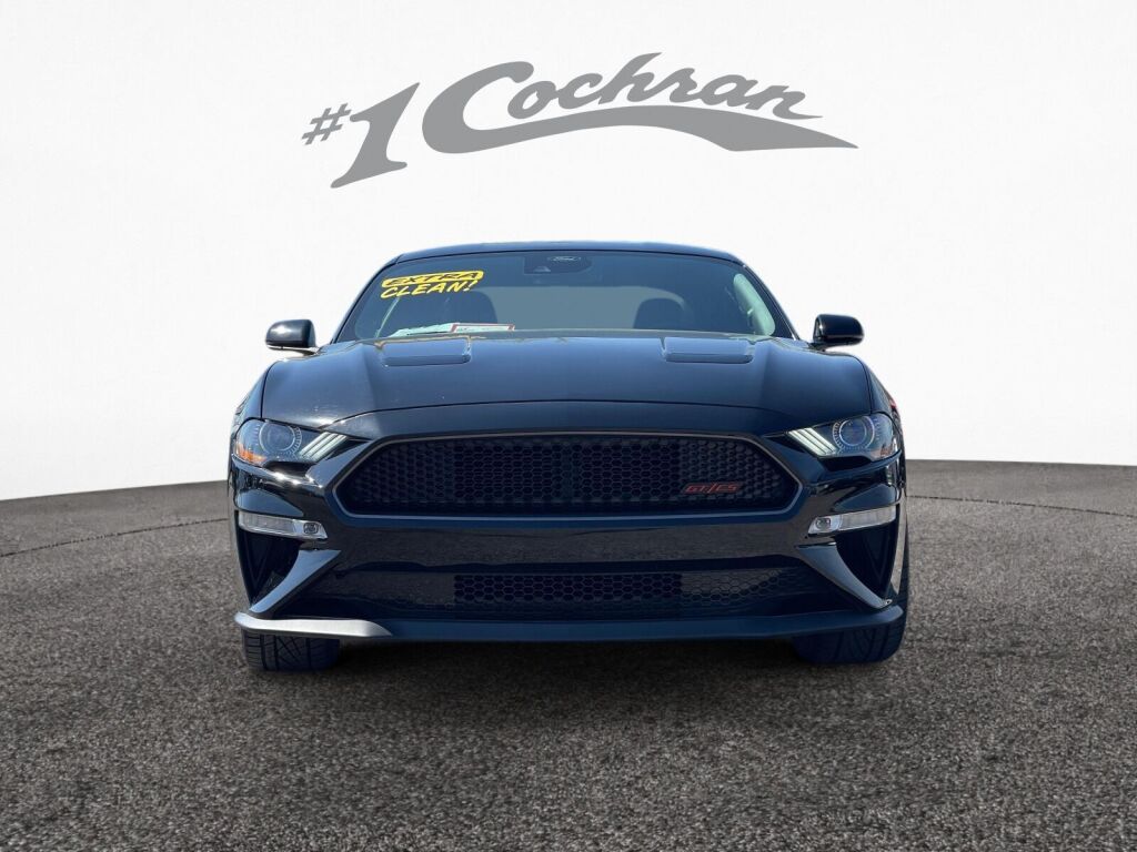 2022 Ford Mustang GT Premium photo 2