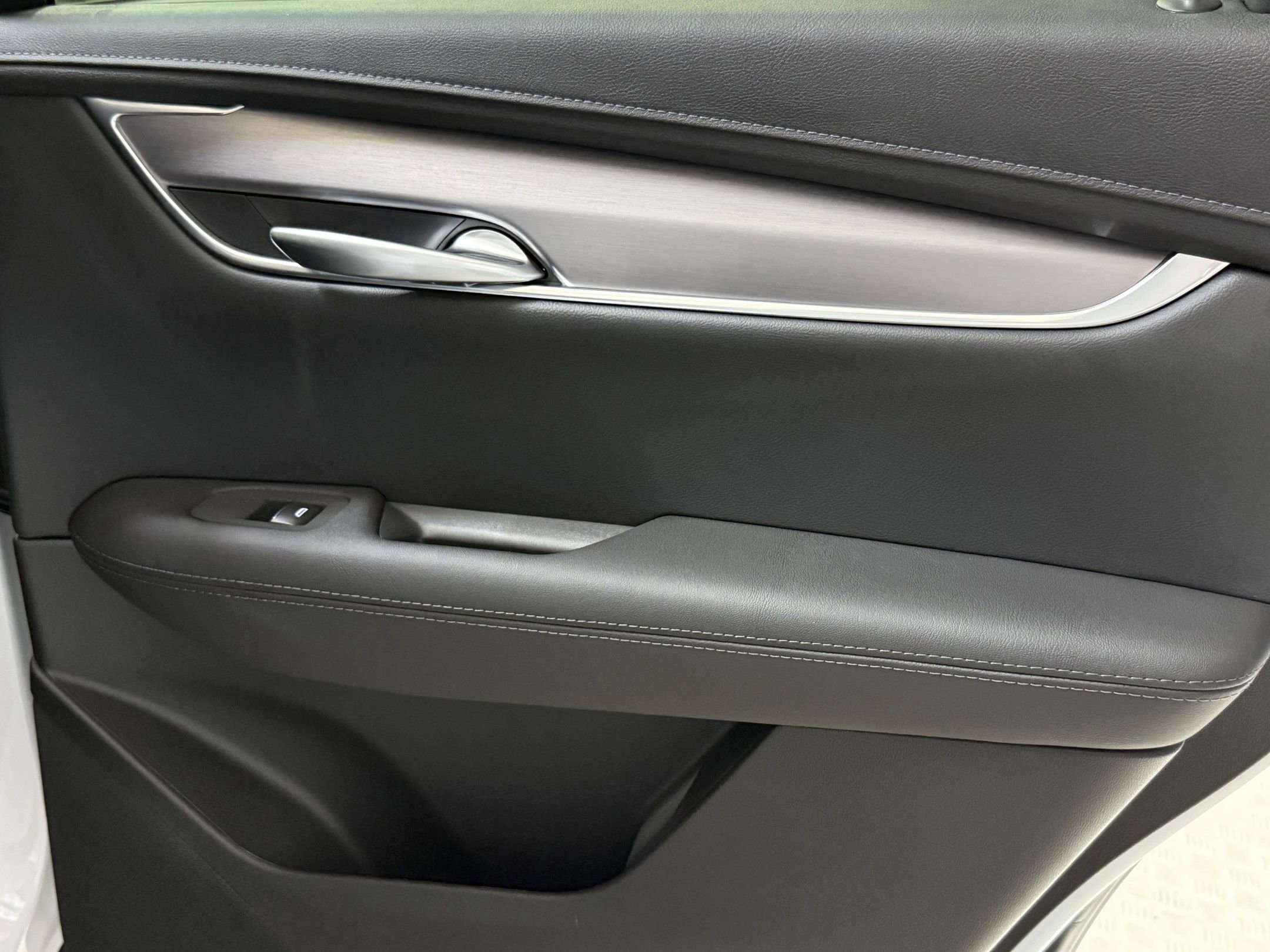 2025 Cadillac XT5 Luxury photo 18