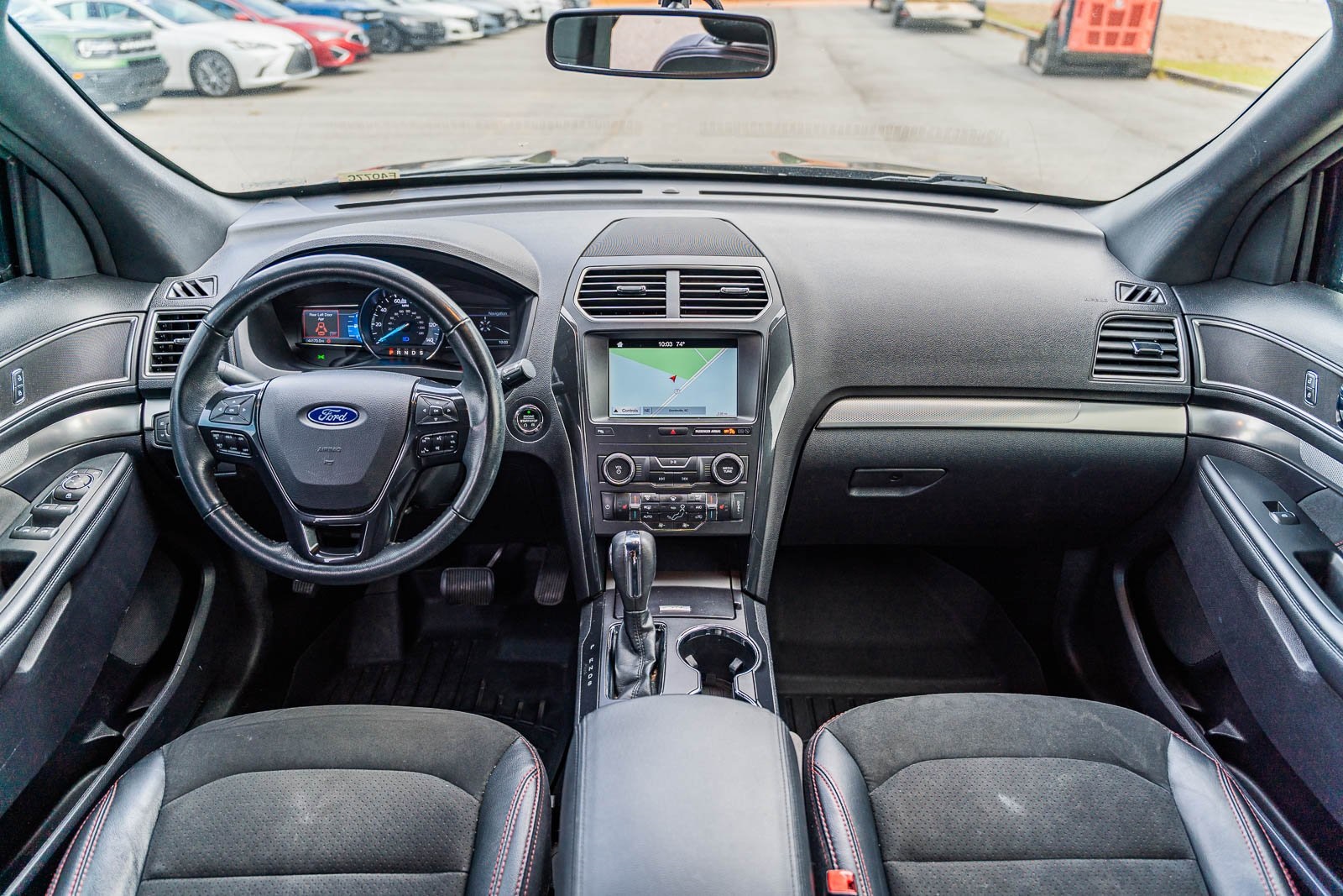 2019 Ford Explorer XLT photo 21