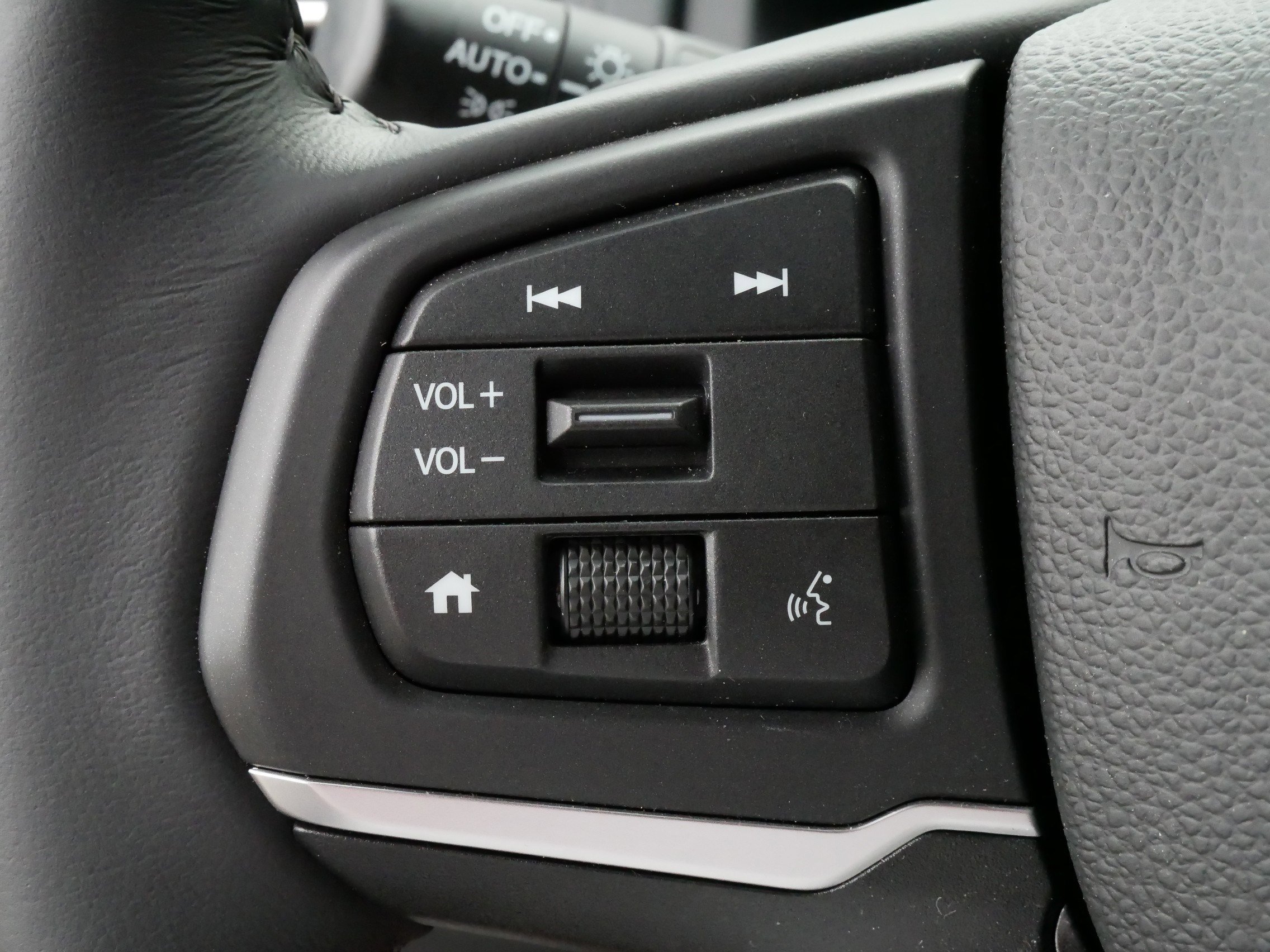 2025 Honda Ridgeline RTL photo 24