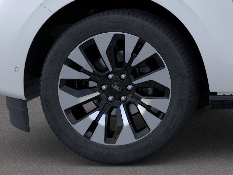 2025 Ford Expedition MAX Platinum photo 15