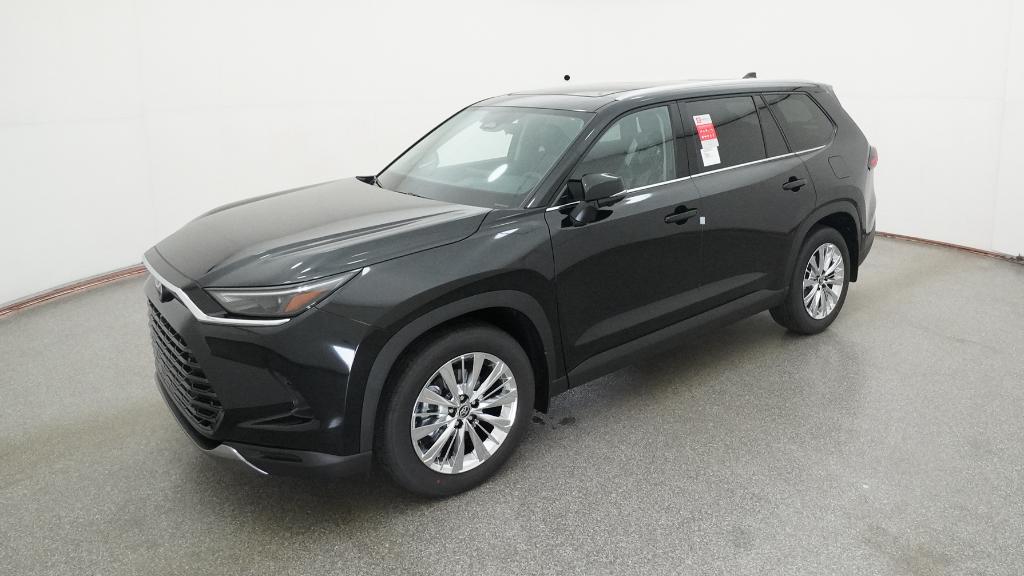 2026 Toyota Grand Highlander Platinum's photo
