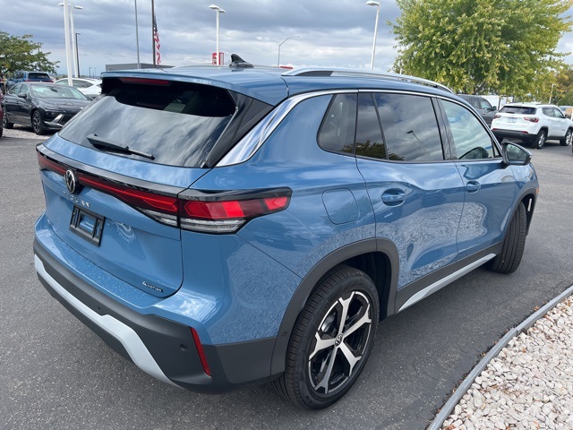2025 Volkswagen Tiguan SE photo 5