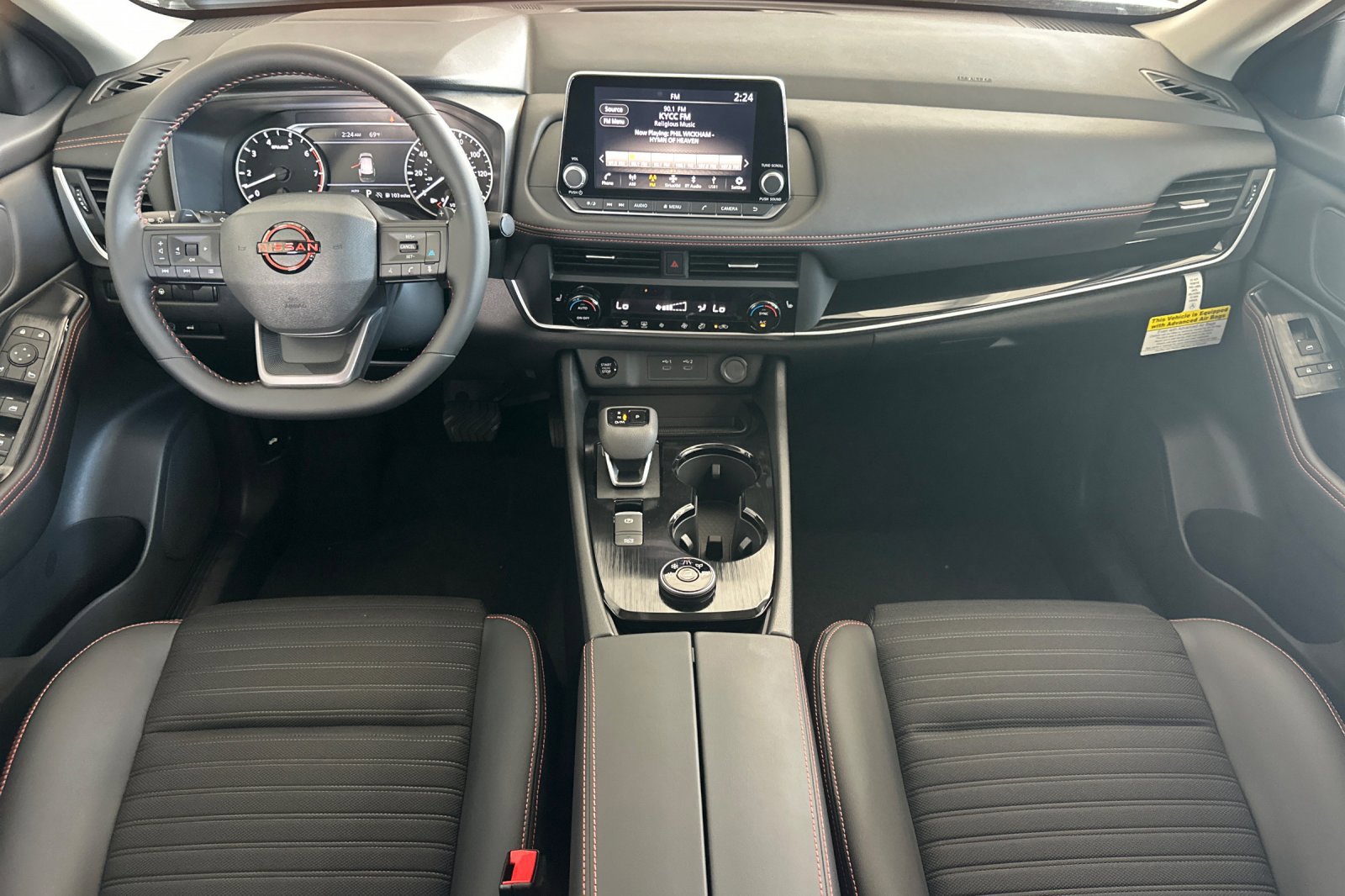 2026 Nissan Rogue AWD photo 11
