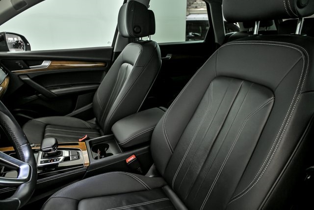 2023 Audi Q5 40 Premium Plus photo 10