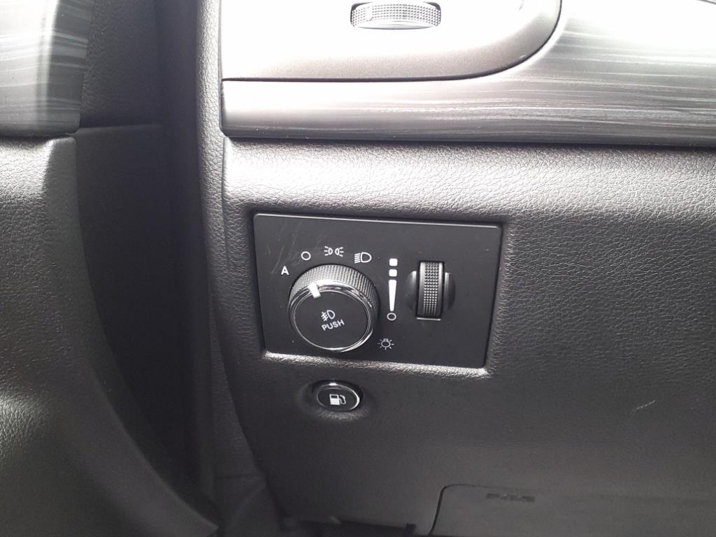2020 Jeep Grand Cherokee Altitude photo 14