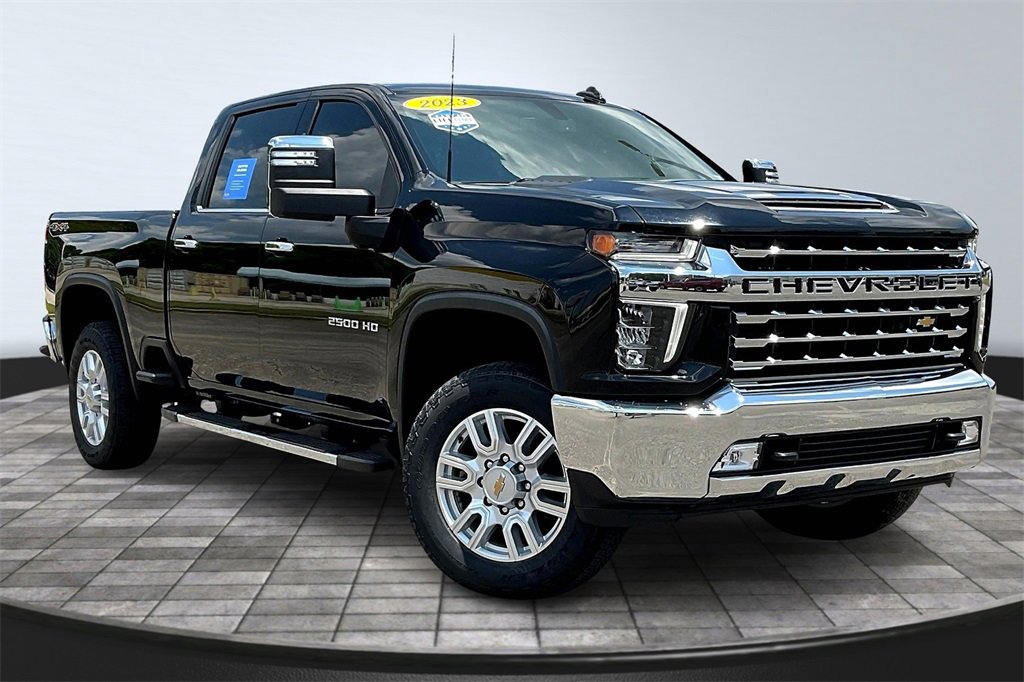 2023 Chevrolet Silverado LTZ photo 12