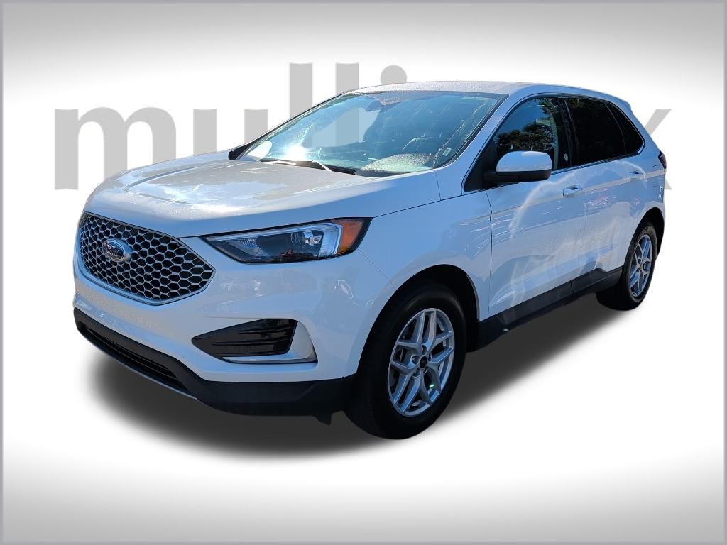 2024 Ford Edge SEL photo 4