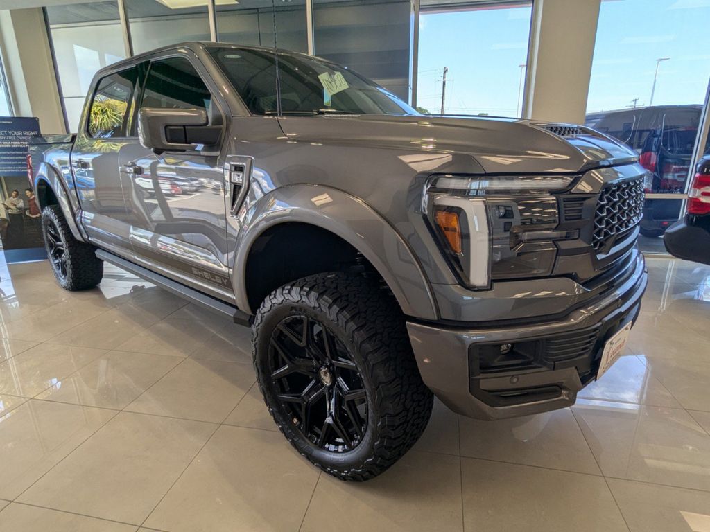 2025 Ford F-150 Lariat photo 2