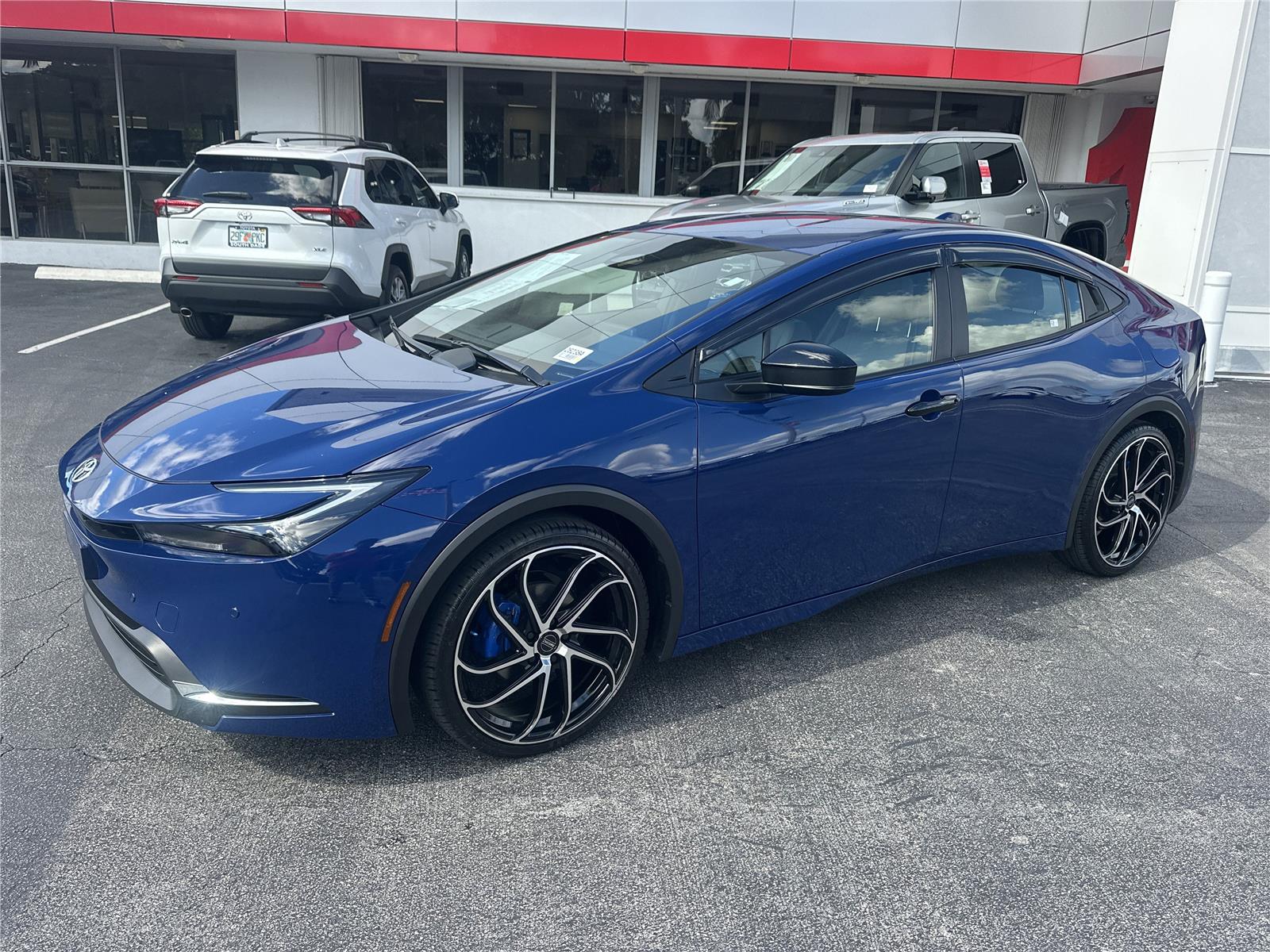 2025 Toyota Prius LE