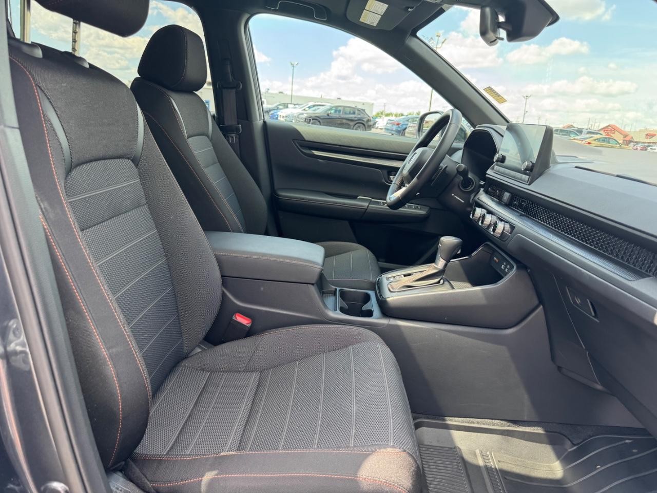 2025 Honda CR-V Hybrid Sport photo 14
