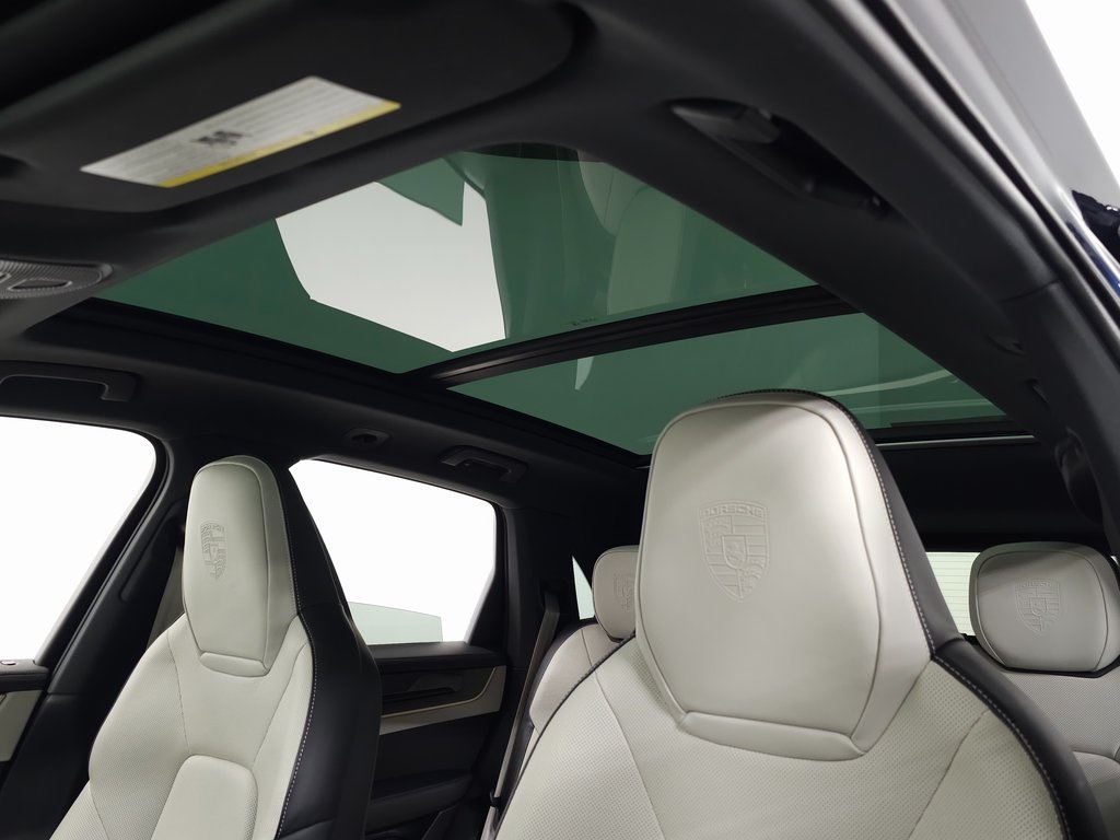 2024 PORSCHE CAYENNE - Image 18