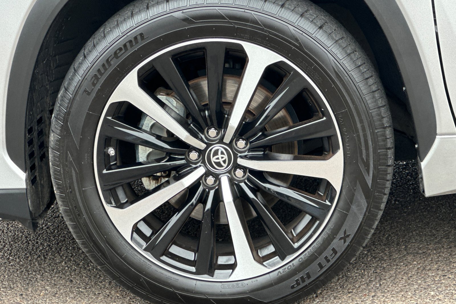 2021 Toyota Highlander XSE photo 26