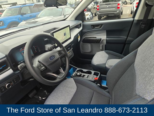 2025 Ford Maverick XLT photo 2