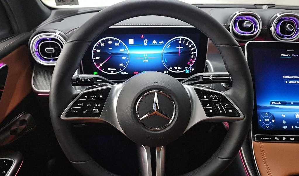 2025 Mercedes Benz GLC 350e 4MATIC photo 10