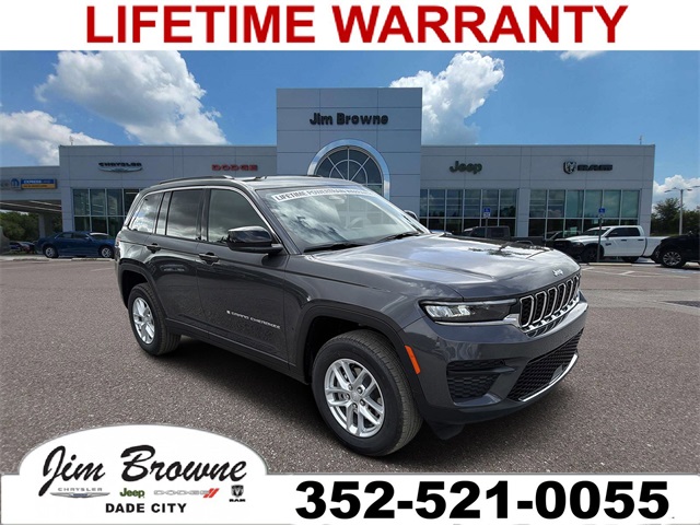 2025 Jeep Grand Cherokee Laredo's photo