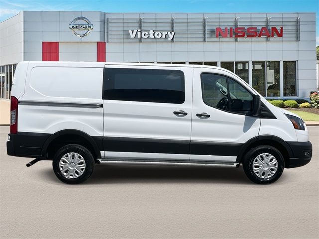 2023 Ford Transit photo 2