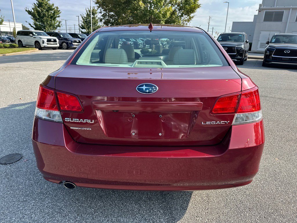 2014 Subaru Legacy 2.5i Limited photo 2