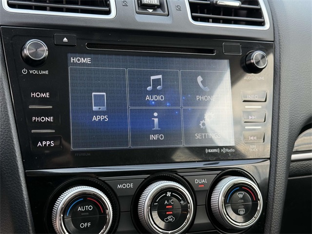 2017 Subaru Forester 2.0XT Touring photo 3