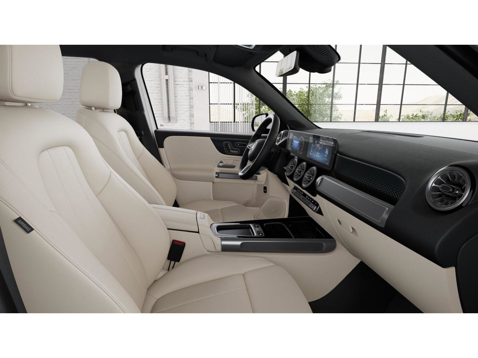 2025 Mercedes Benz GLB 250 4MATIC photo 4