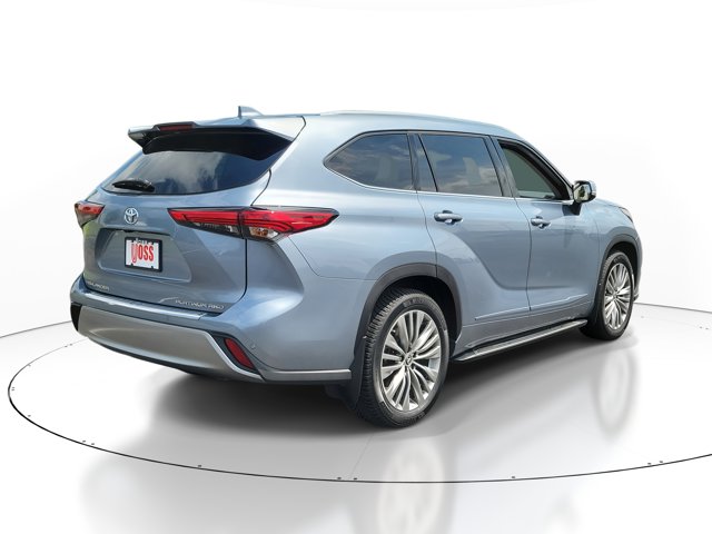 2020 Toyota Highlander Platinum photo 4