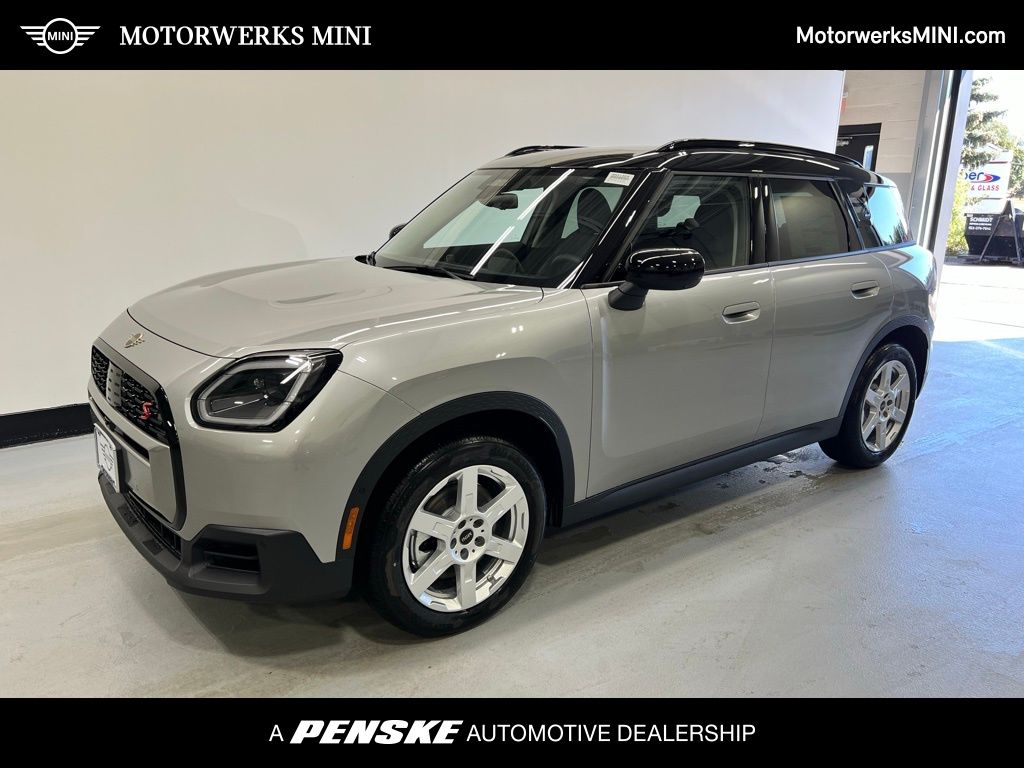 2025 MINI Countryman S's photo