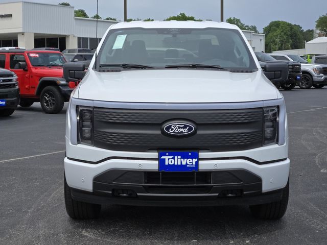 2025 Ford F-150 Lightning photo 3