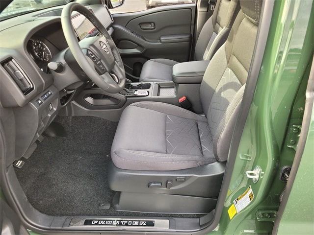 2026 Nissan Frontier Crew Cab SV photo 10