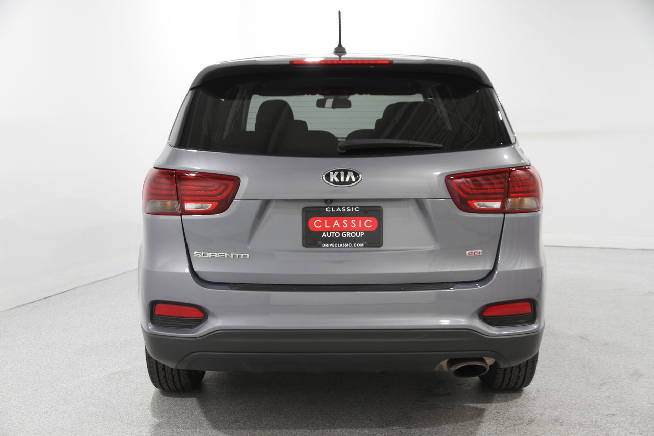 2020 Kia Sorento LX photo 18