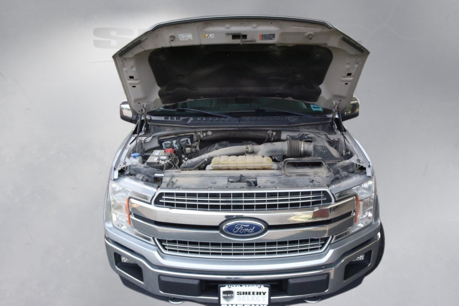 2020 Ford F-150 Lariat photo 2