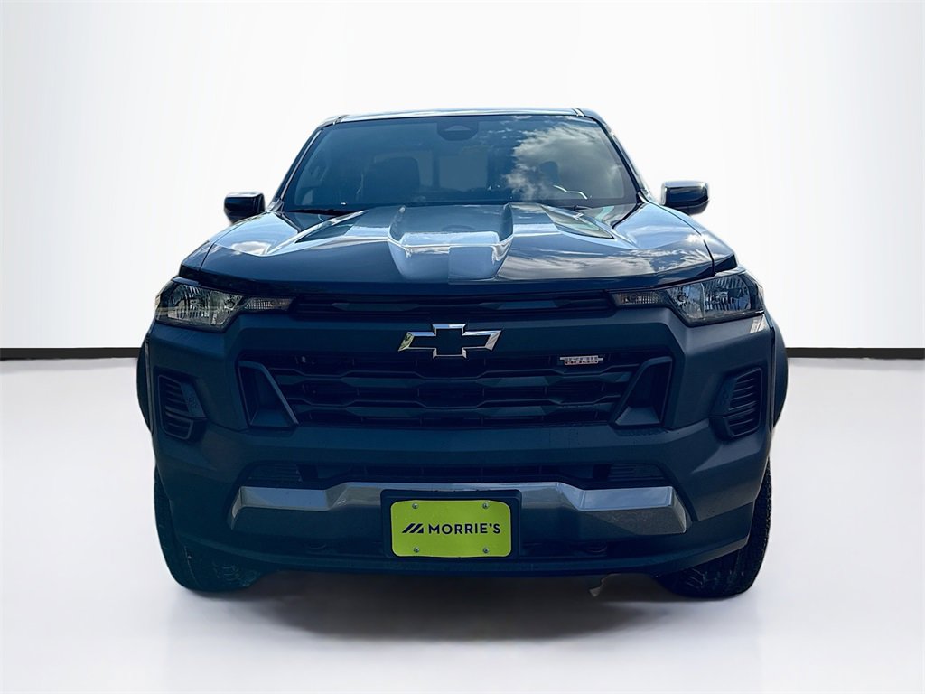 2026 Chevrolet Colorado Trail Boss photo 2