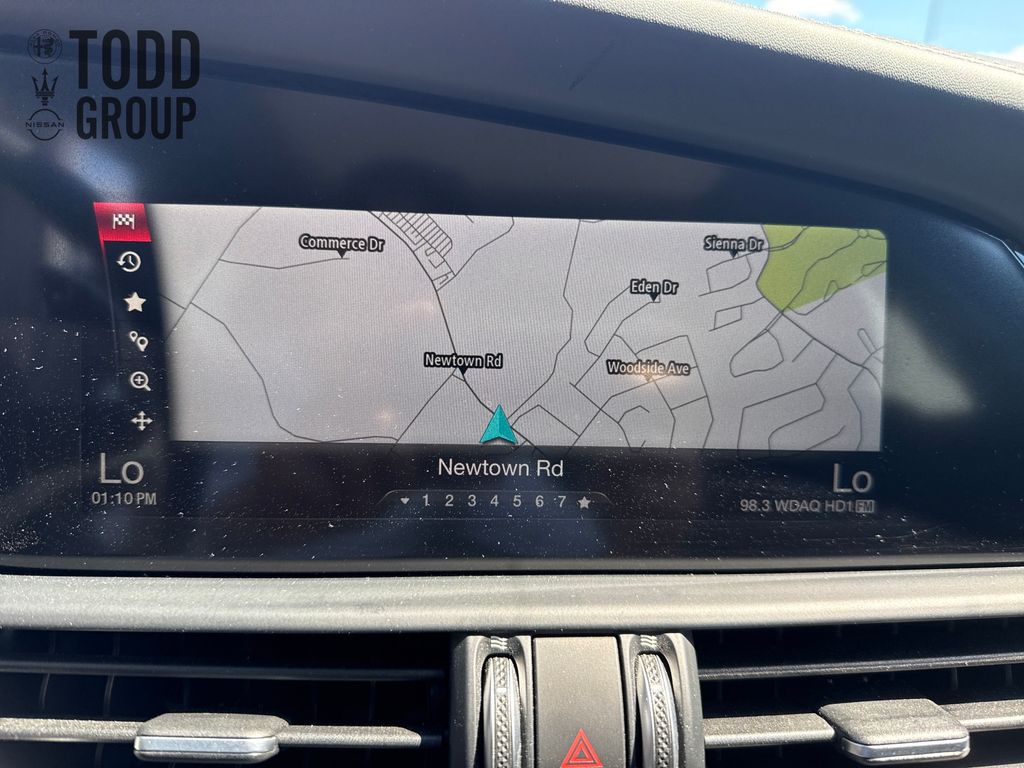 2019 Alfa Romeo Giulia Ti Sport photo 17